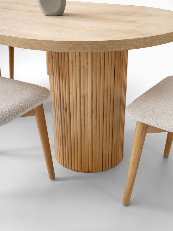 Yakamoz Yemek Odası